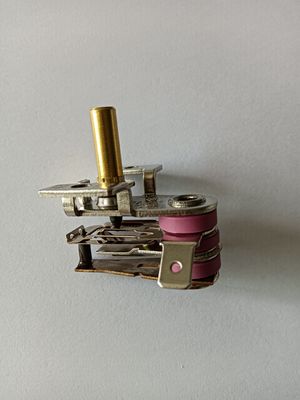 Household Kst254 Thermostat with Adjustable Temperature Control and Durable Design